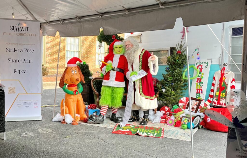 Grinch and Santa